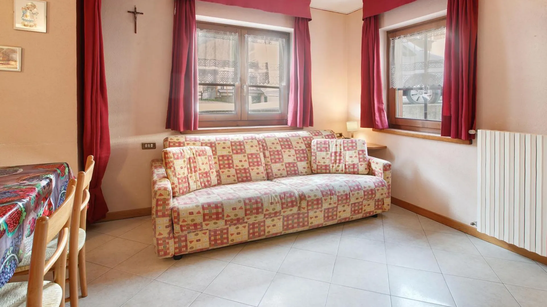 Loredana - Al Bait Da Santin Livigno Itálie