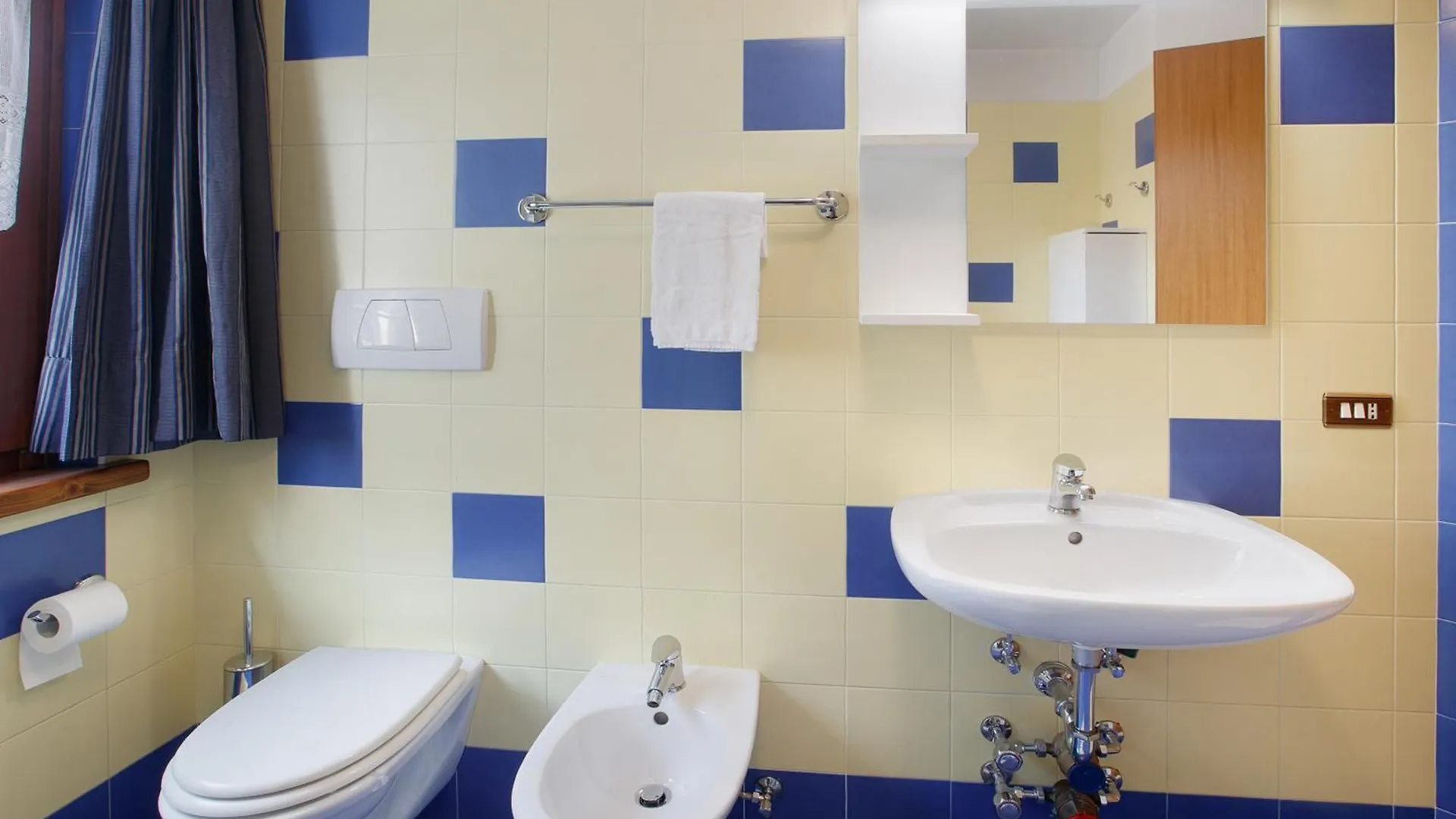 Loredana - Al Bait Da Santin Livigno Apartmán